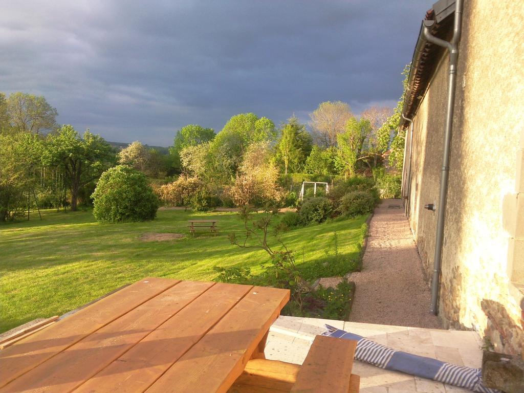 Bed and Breakfast Domaine Des Maillets Blot-l'Eglise Zewnętrze zdjęcie